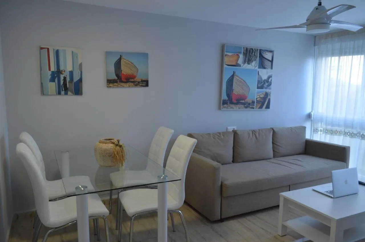 Apartamentos recién reformados al lado de la playa Benalmádena 0*,  España