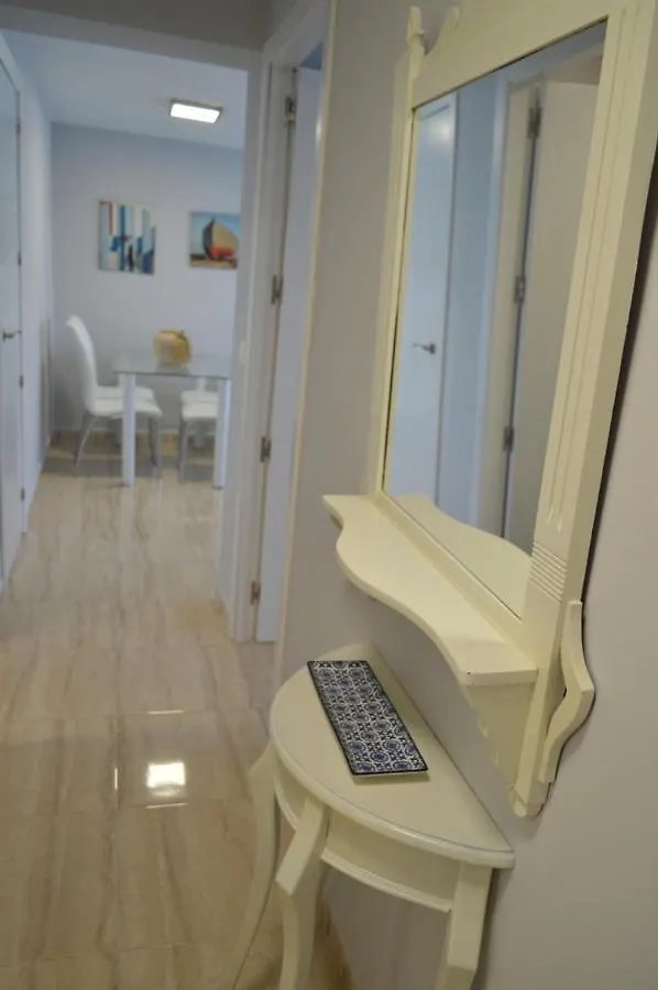 Apartamentos recién reformados al lado de la playa Benalmádena España