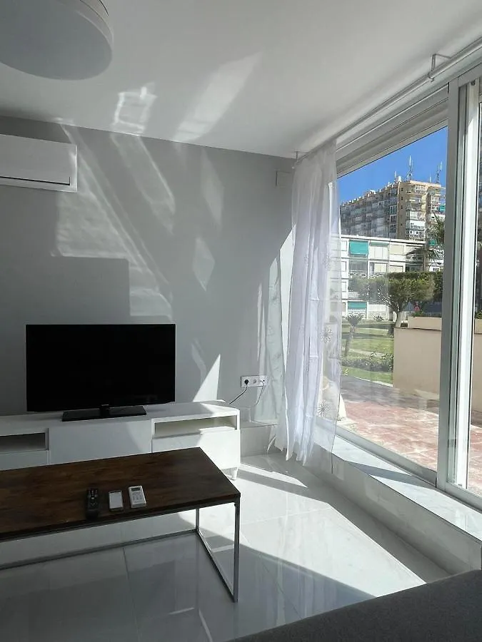 Apartamentos recién reformados al lado de la playa Benalmádena