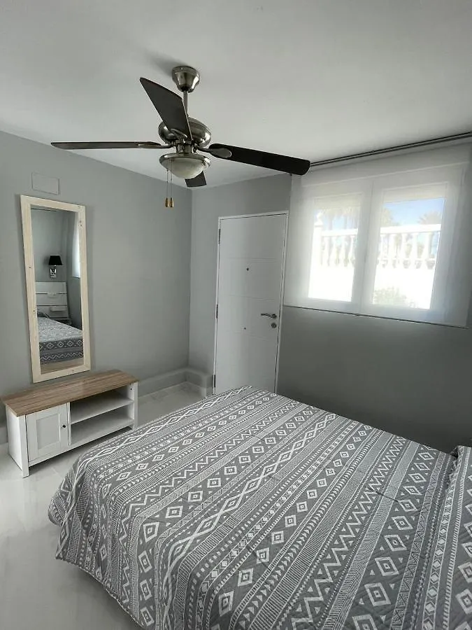 Apartamentos recién reformados al lado de la playa Benalmádena 0*,  España
