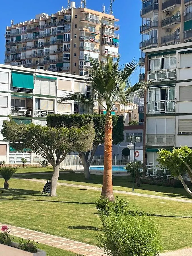 Apartamentos recién reformados al lado de la playa Benalmádena