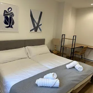 guggenheim-by-staynnapartments.bilbaohotelsspain.com/