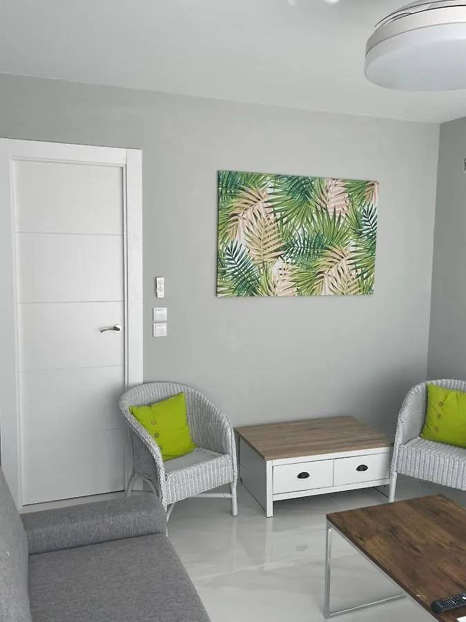 Seafront Recently Renovated Apartments Benalmádena